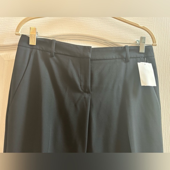 Stylish slacks - Picture 2 of 8